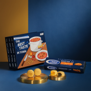 NADE GOLDEN GLOW BOX (ALFABETO VER.)